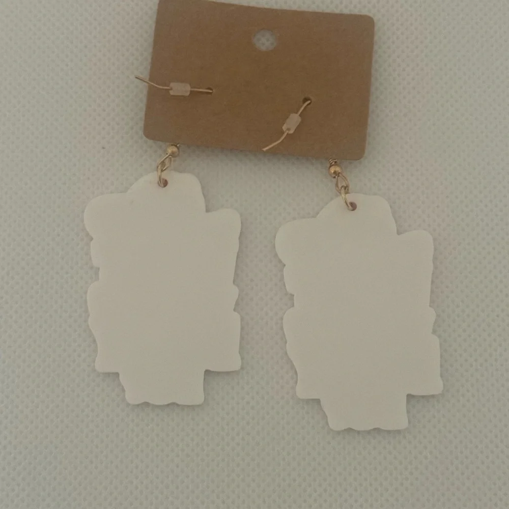 What Would Dolly Do? Earrings – Pink Acrylic Cowboy Hat Dangle – NWT